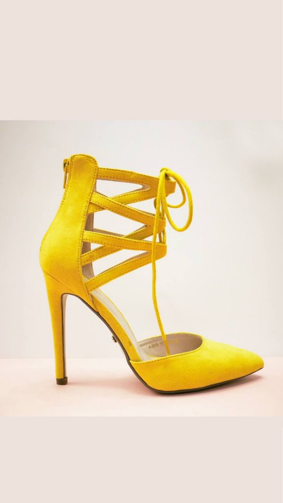 Sapato Amarelo Atilhos 41