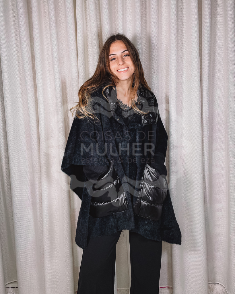 Poncho Preto